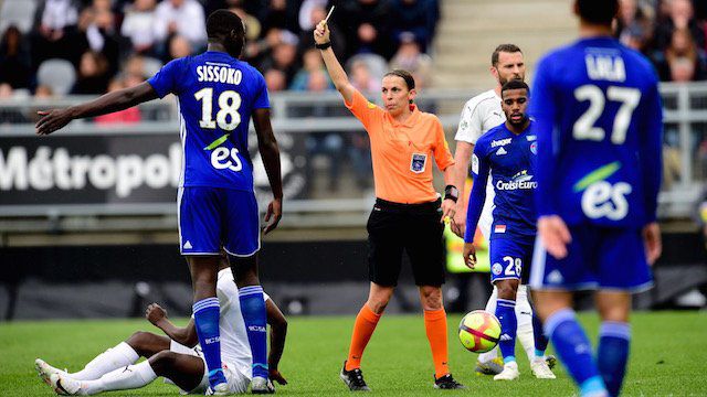 关于亚眠客场逼平斯特拉斯堡，积分榜上升的信息