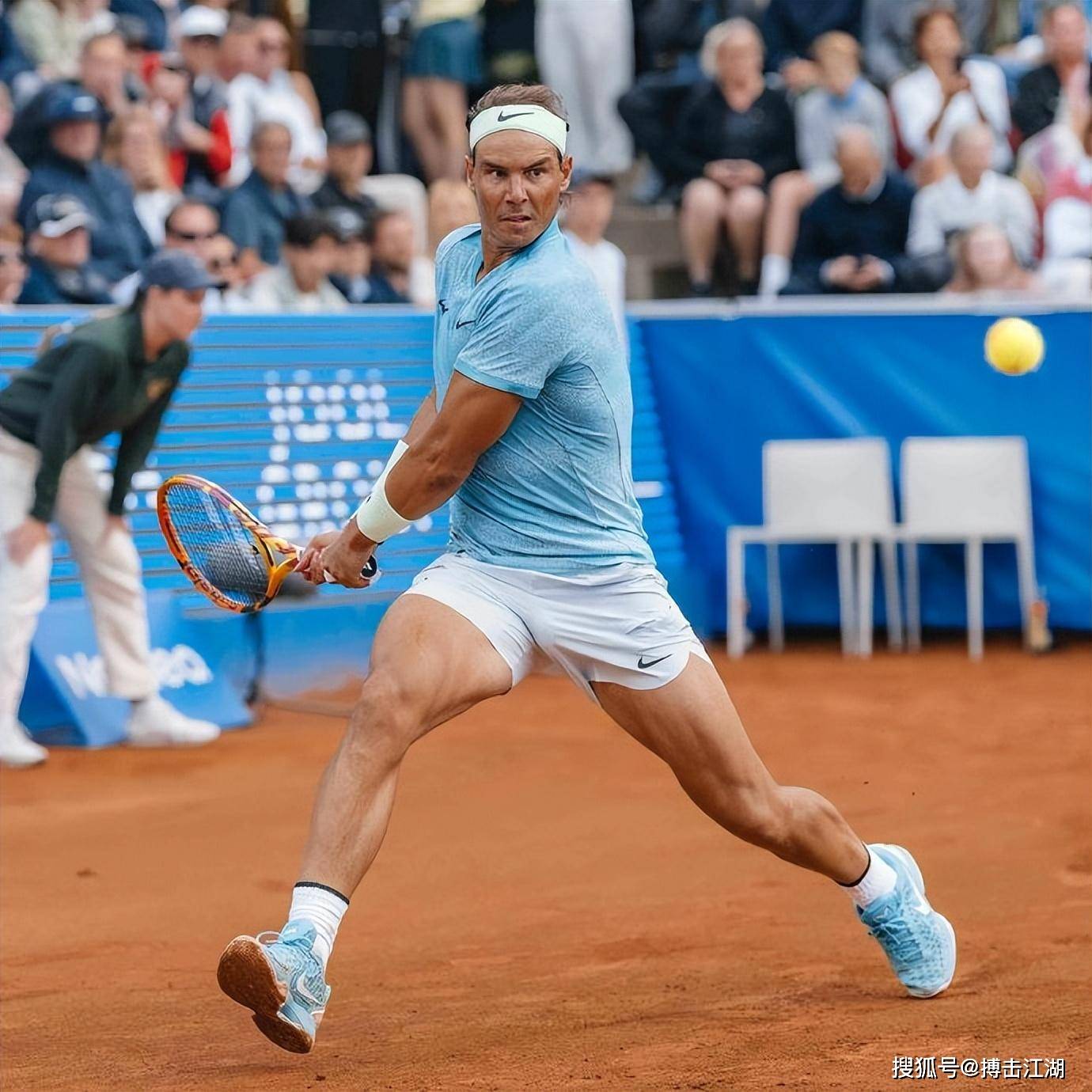 纳达尔一次失误导致丢分，浓眉主帅愤怒砸战术本！的简单介绍